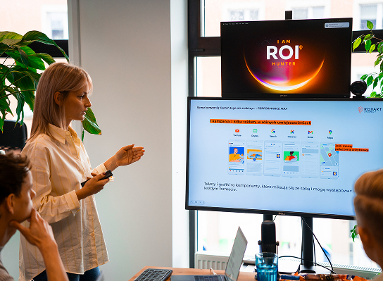 Roxart przy pracy. Roxflow Master tłumaczący teamowi zadania